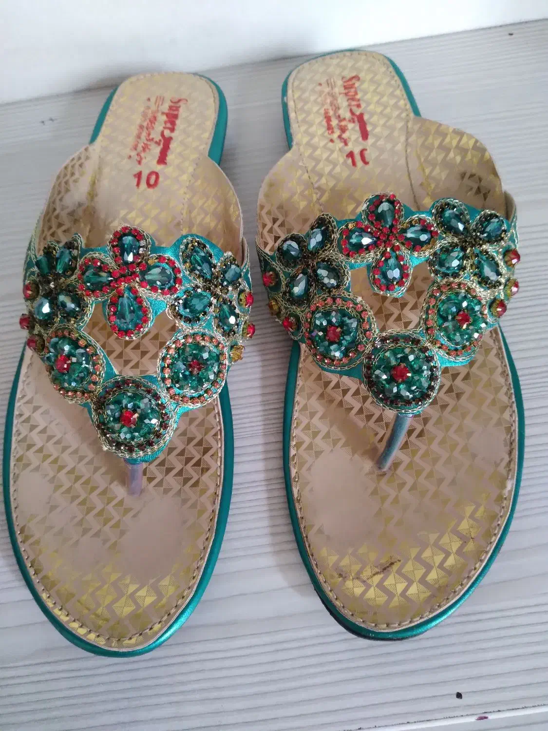 کفش مجلسی|کیف، کفش، کمربند|اصفهان, سودان|دیوار