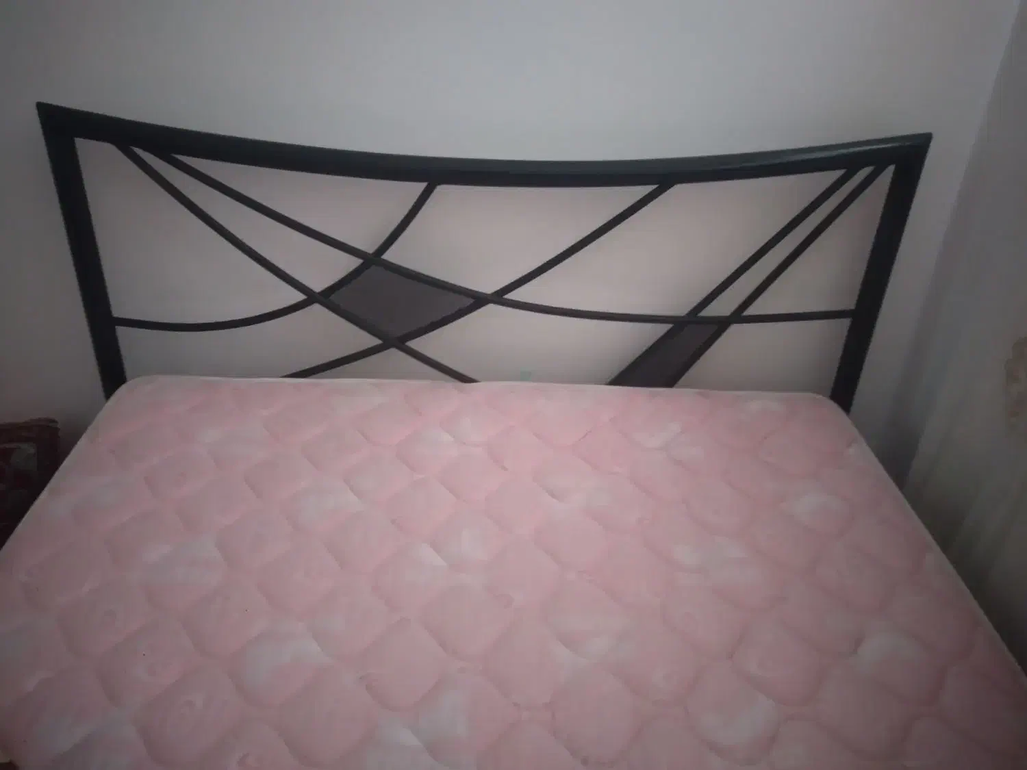 تخت دونفر  طرح دار|تشک تختخواب|ساوه, |دیوار