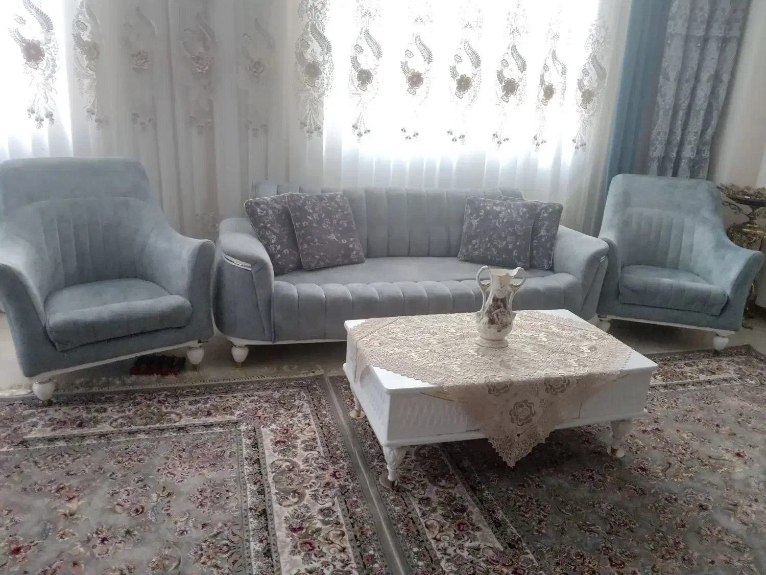 مبل راحتی در حد نو ۷ نفره با جلو مبلی|مبلمان خانگی و میز عسلی|ری, اقدسیه|دیوار