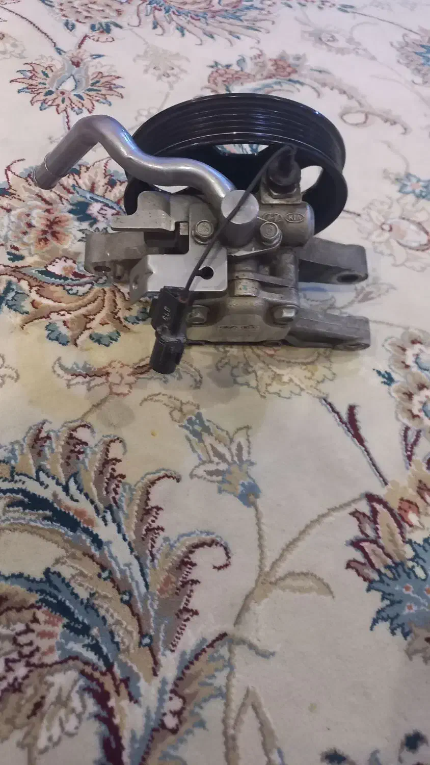 پمپ هیدرولیک سراتو کیا|قطعات یدکی و لوازم جانبی|تهران, تهران‌نو|دیوار