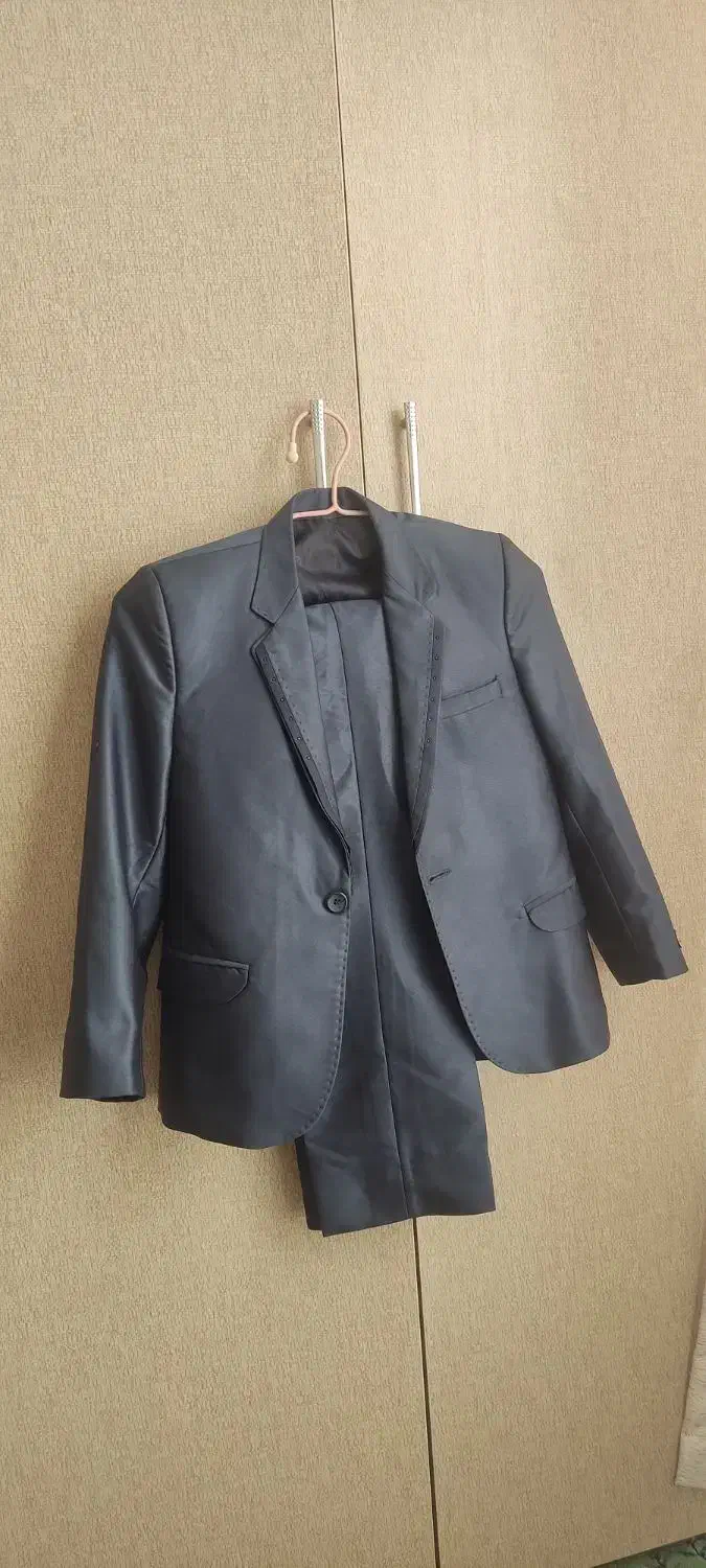 کت شلوار پسرانه|کفش و لباس بچه|هشتگرد, شهرک پارسیان|دیوار