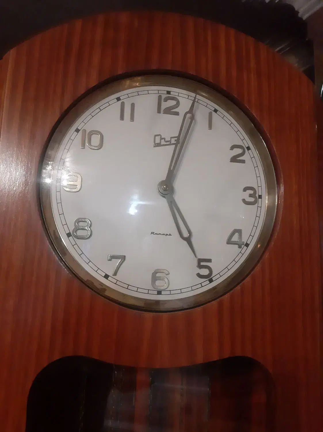 ساعت روسی والمانی|کلکسیون اشیاء عتیقه|اصفهان, نقش جهان|دیوار