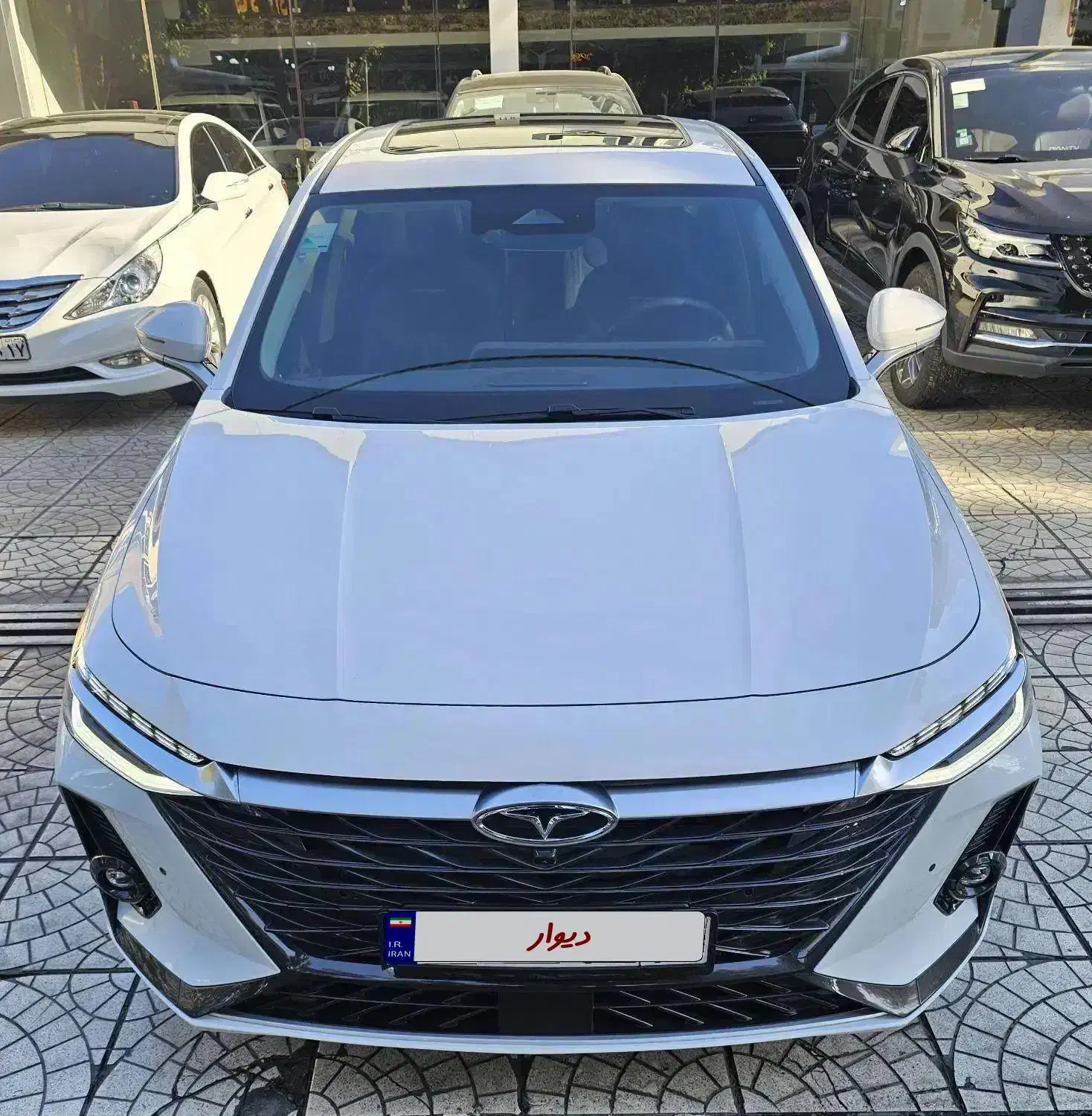 فونیکس آریزو ۸ پرو وارداتی|خودرو سواری و وانت|ارومیه, |دیوار