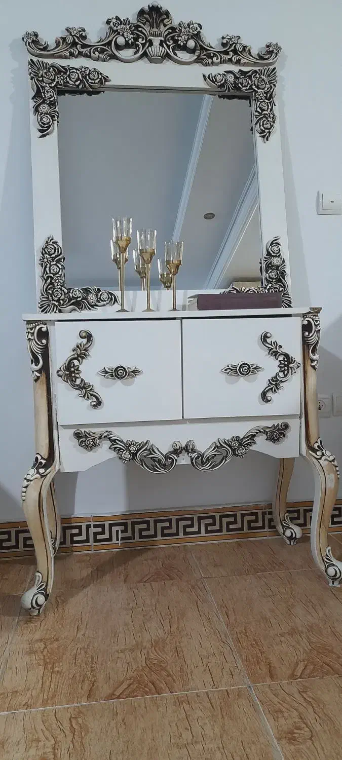 میز تلوزیون.جاکفشی و مبل ۷نفره|مبلمان خانگی و میز عسلی|شهریار, شهرک وائین|دیوار