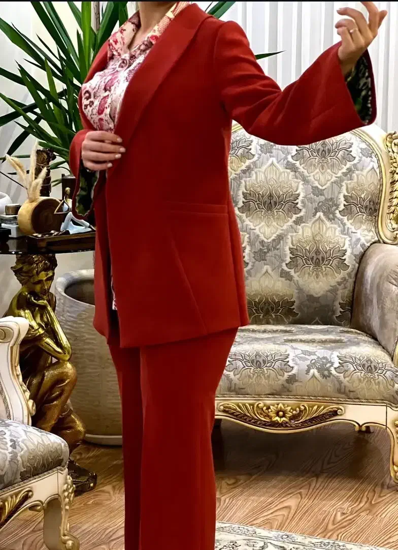 پذیرش دوخت انواع لباس زنانه|لباس|هشتگرد, فاز ۱ مهستان|دیوار