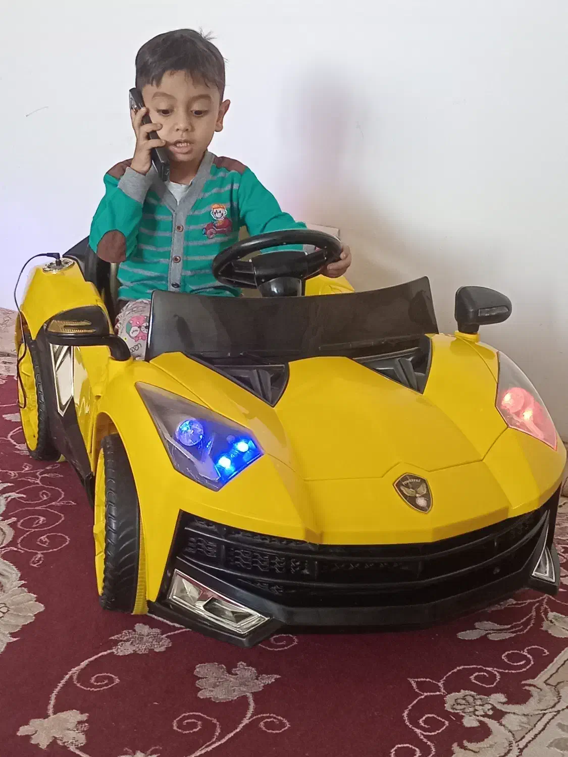 ماشین شارژی مناسب وزن تا ۳۵ کیلو|اسباب‌‌بازی|تربت‌حیدریه, باغ سلطانی|دیوار