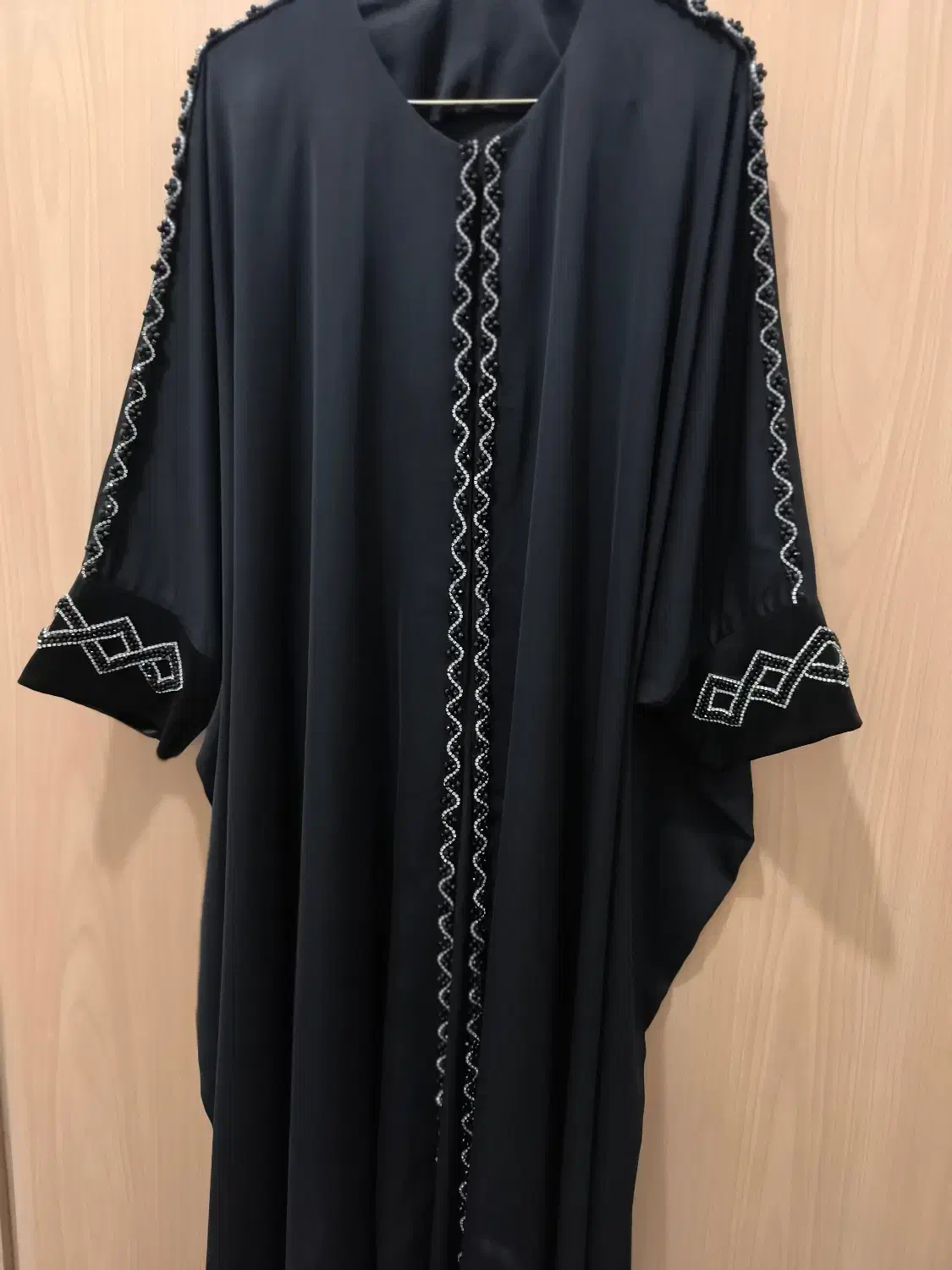 عبا|لباس|مشهد, توس فردوسی|دیوار