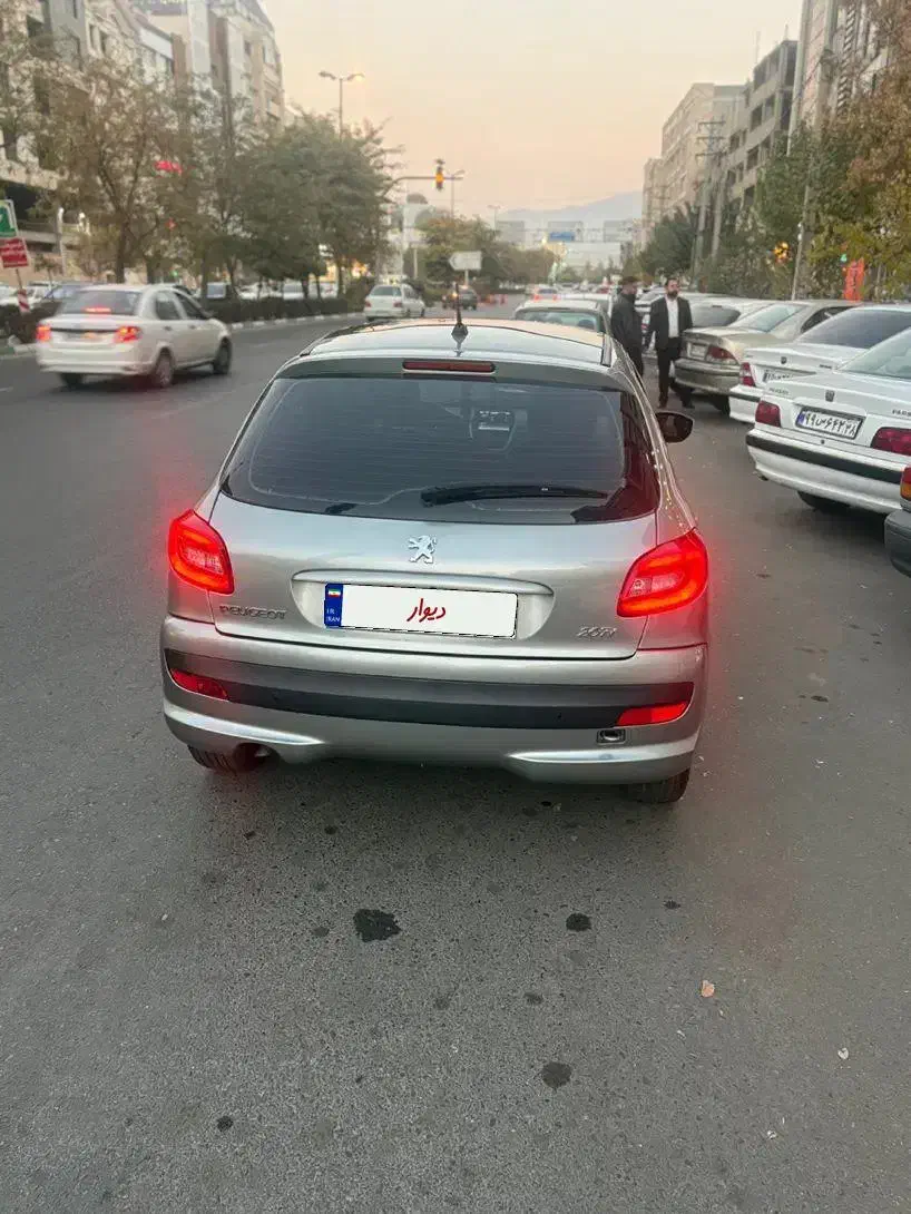 ۲۰۷ پانوراما تیتانیوم بیرنگ ارتقا ۱۴۰۲|خودرو سواری و وانت|کرج, گلشهر|دیوار