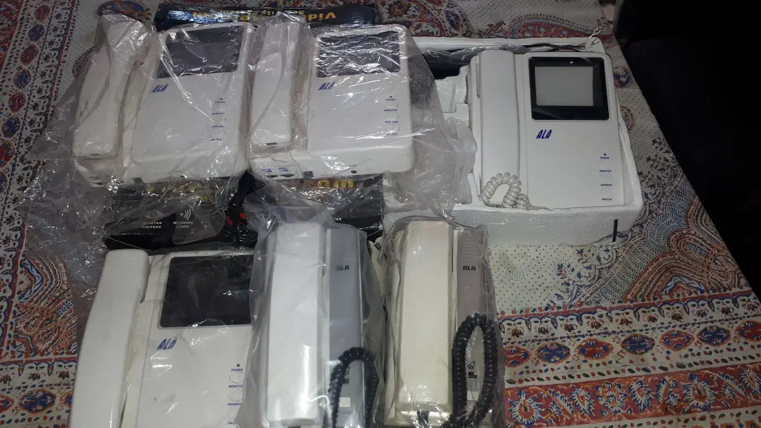 فروش شش آیفون تصویری صوتی با پنل نو آکبند|صوتی و تصویری|هشتگرد, فاز ۱ مهستان|دیوار