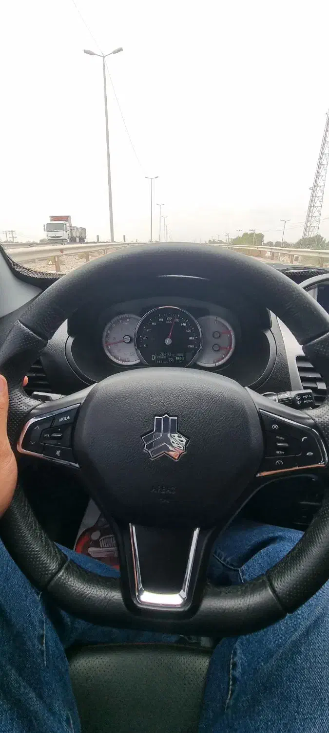 کوییک آر فول اتومات 1403|خودرو سواری و وانت|شیراز, شهرک گلستان شمالی|دیوار