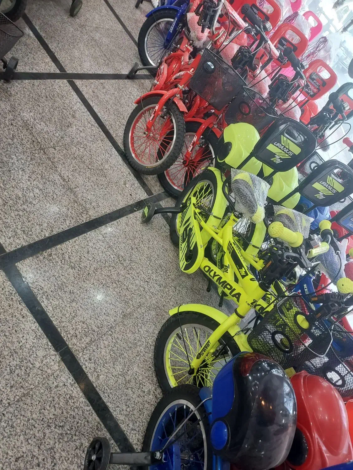 دوچرخه هلو کیتی|دوچرخه، اسکیت، اسکوتر|یزد, |دیوار