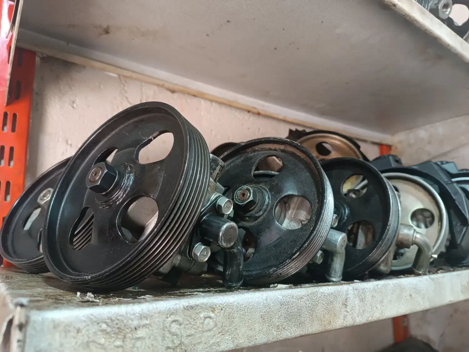 فروش پمپ هیدرولیک و جعبه فرمان استوک اصلی|قطعات یدکی و لوازم جانبی|اصفهان, ناژوان|دیوار