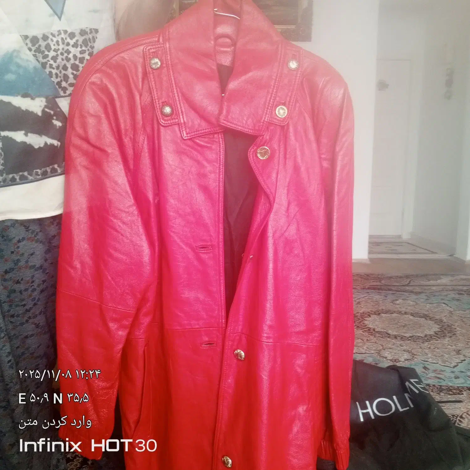 یک عدد کاپشن خلبانی اصل و پالتو چرمی ایتالیایی|لباس|پرند, فاز ۵|دیوار