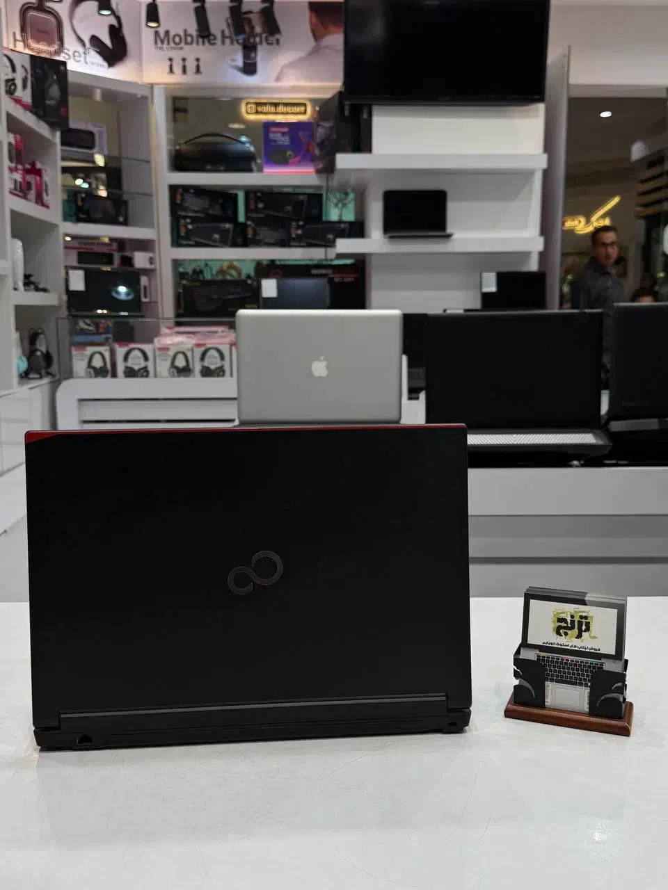 لب تاب|رایانه همراه|مشهد, سجاد شهر|دیوار