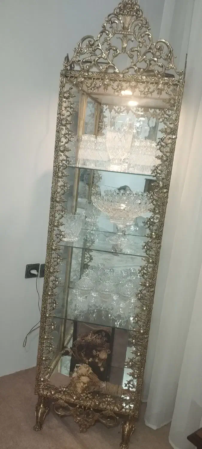 یک عدد بوفه کاملا برنز بسیار تمیز و در حد نو|بوفه، ویترین، کنسول|مهاباد (آذربایجان غربی), |دیوار