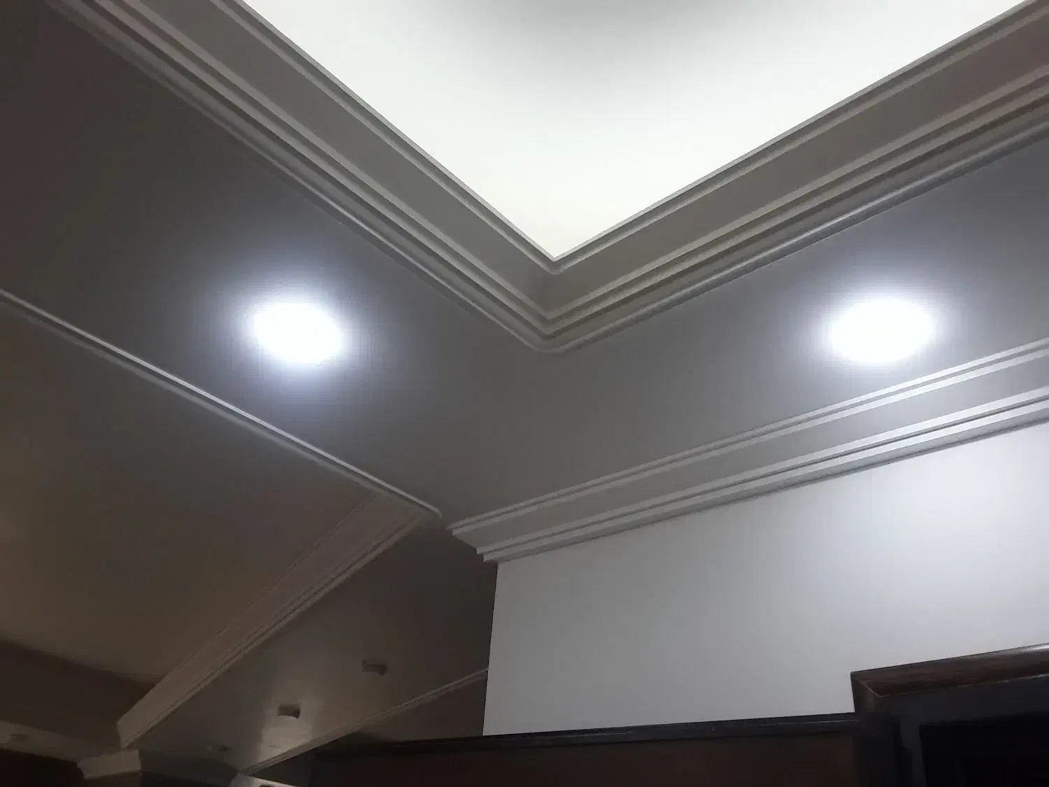 گچ کاری سفیدکاری ابزار زنی و نما شسته کاری|خدمات پیشه و مهارت|شیرگاه, |دیوار