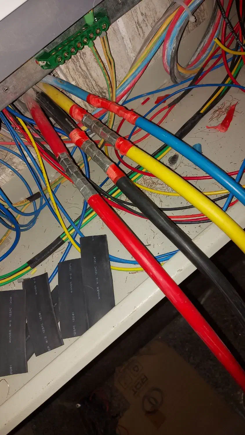 پیمانکار برق ساختمان و صنعتی اجرا تابلو برق|خدمات پیشه و مهارت|تهران, شهرک انصار|دیوار