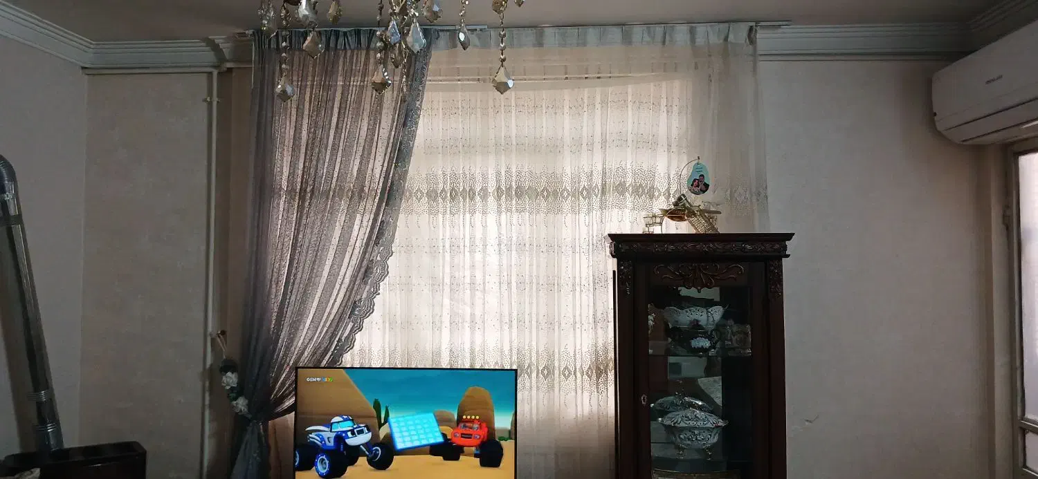 پرده همراه با والون|پرده، رانر، رومیزی|فردیس, شهرک شهید حسینی|دیوار