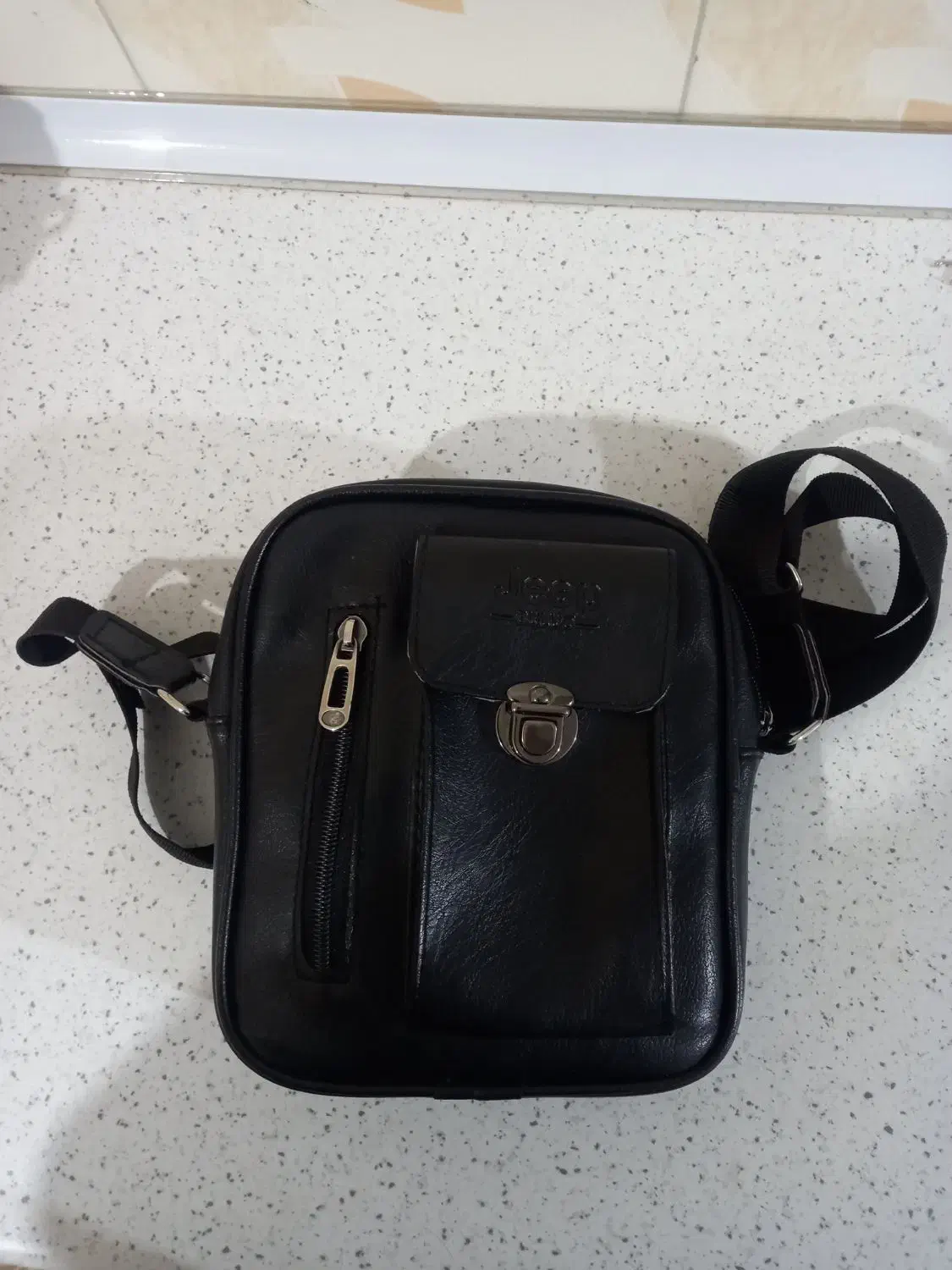 کیف دوشی چرمی نو|کیف، کفش، کمربند|نقده, |دیوار