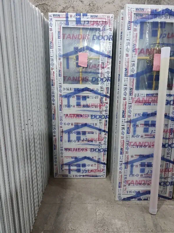 فروش انواع درب PVC با کیفیت عالی و قیمت مناسب|مصالح و تجهیزات ساختمان|کرمان, |دیوار