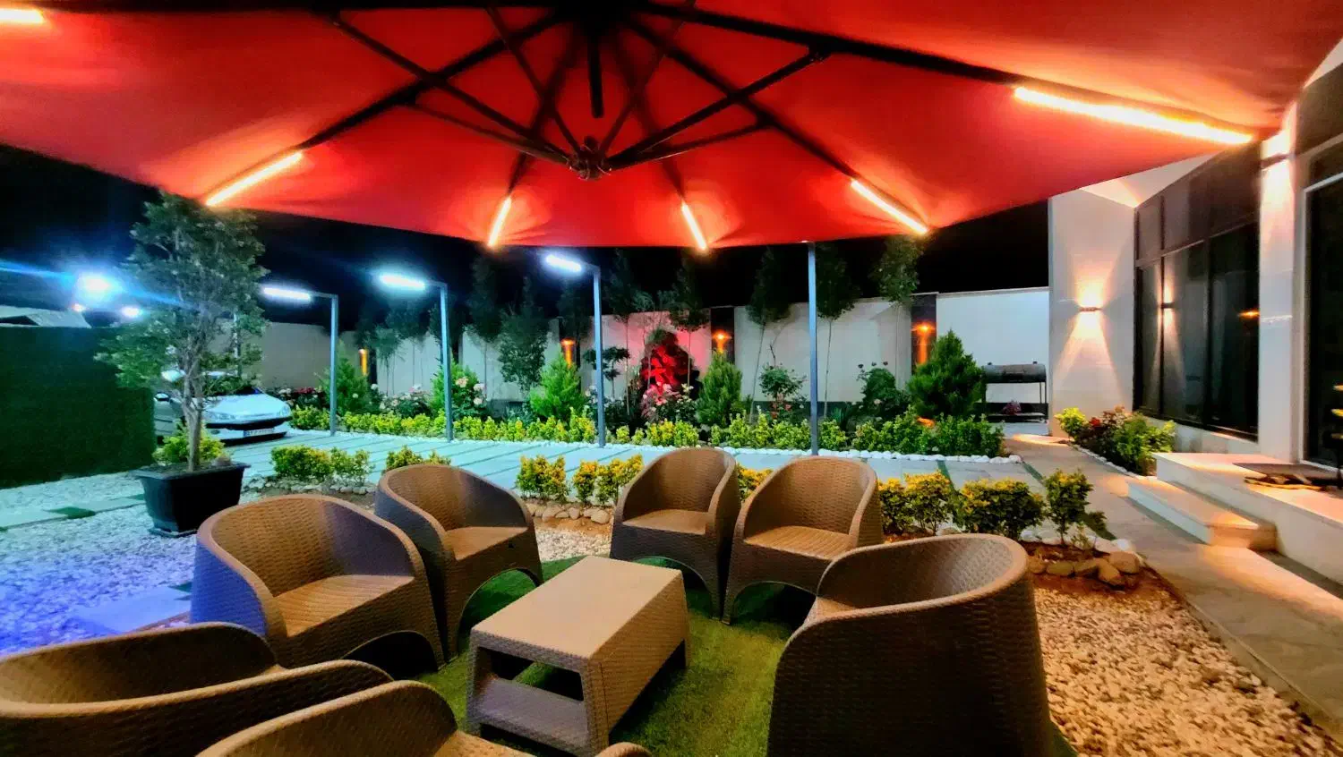 ویلا مدرن ژیــگِــس  (مالک)|اجارهٔ کوتاه‌مدت ویلا و باغ|کرج, فاز ۳ مهرشهر|دیوار