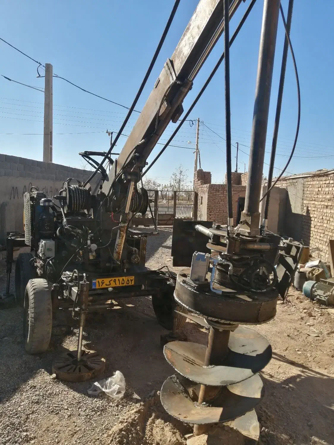 دستگاه حفاری چاه مکانیزه|ماشین‌آلات صنعتی|مشهد, شهرک بهارستان|دیوار