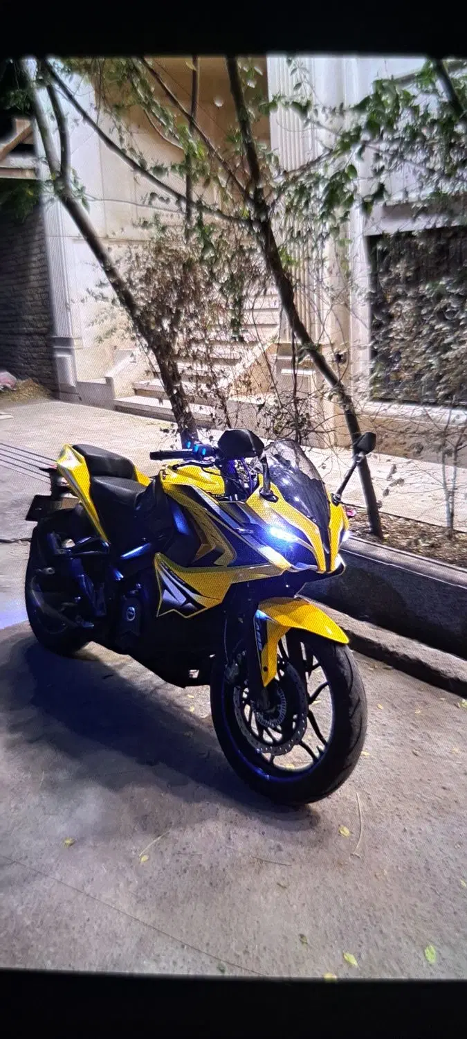 Rs200|موتورسیکلت|تهران, سیمای ایران|دیوار