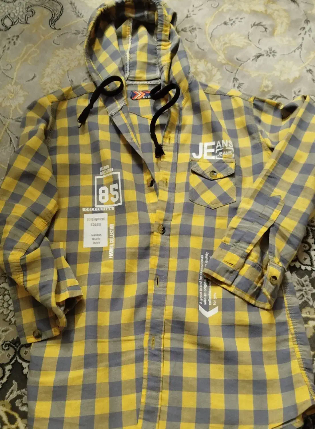 لباس پسرانه|لباس|کرج, حصارک بالا|دیوار