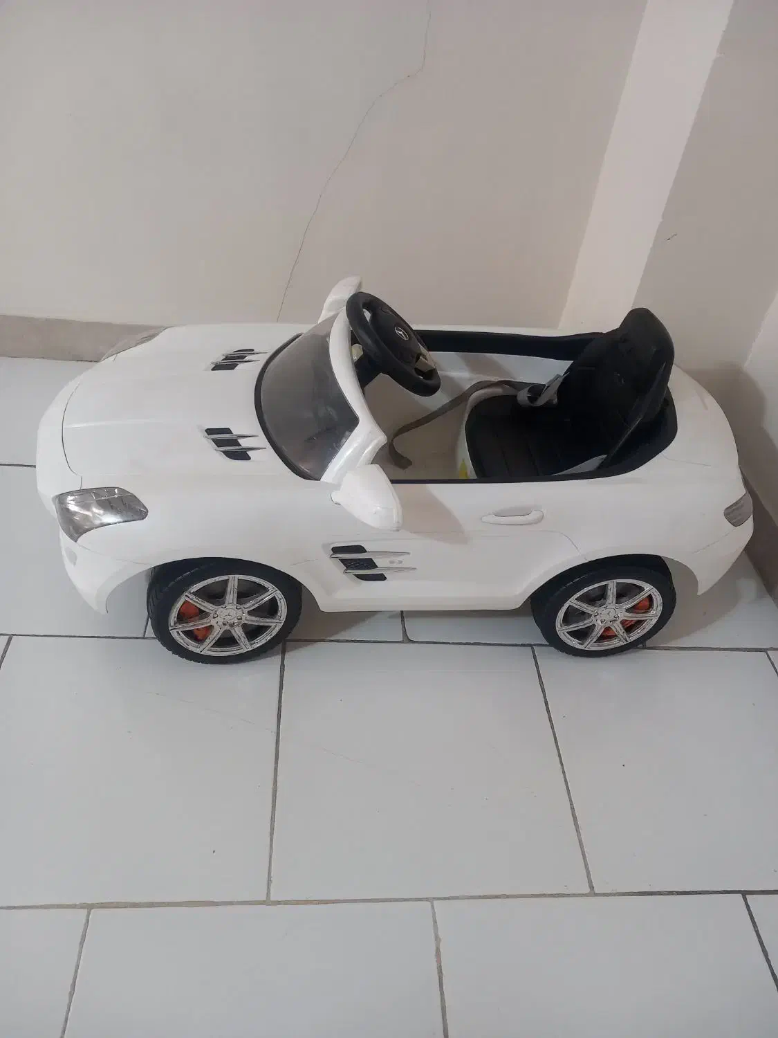 ماشین شارژی|اسباب‌بازی بچه|نسیم‌شهر, |دیوار