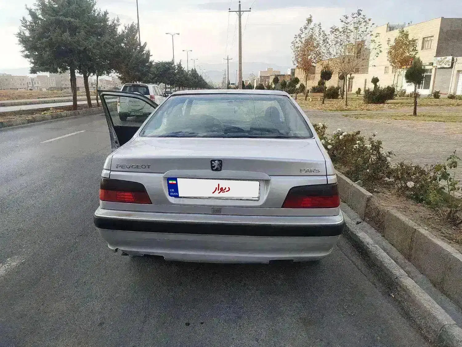 فروش پرشیا مدل ۸۳ نقره ای|خودرو سواری و وانت|زنجان, |دیوار