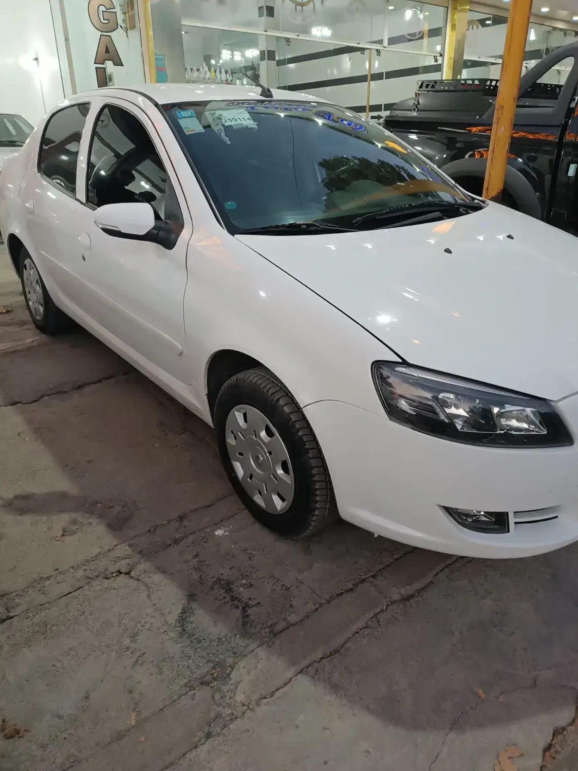 رانا پلاس1402|خودرو سواری و وانت|خرم‌آباد, |دیوار