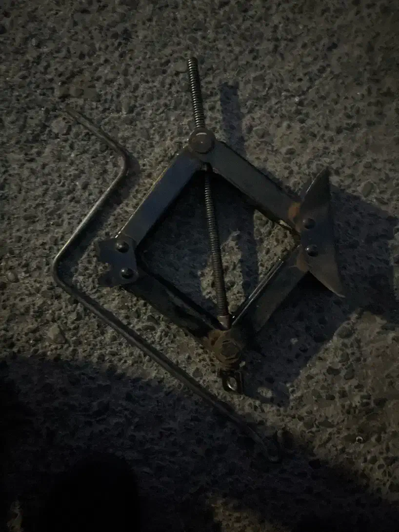 جک ماشین سواری پراید|قطعات یدکی و لوازم جانبی|فردیس, شهرک ۱۱۰|دیوار