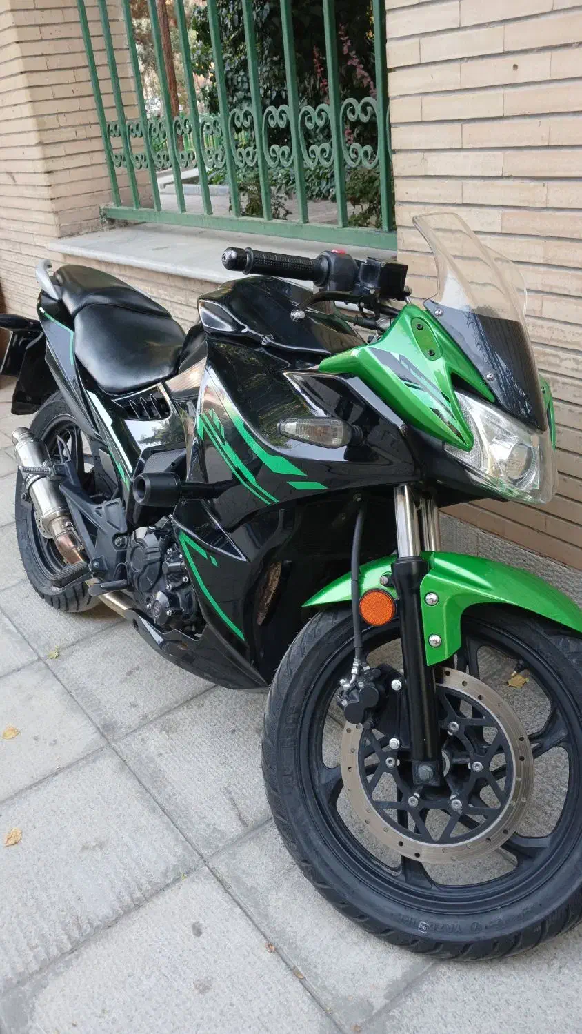 موتور مگلی ۲۰۰ مدل ۱۴۰۰|موتورسیکلت|اصفهان, زهران|دیوار