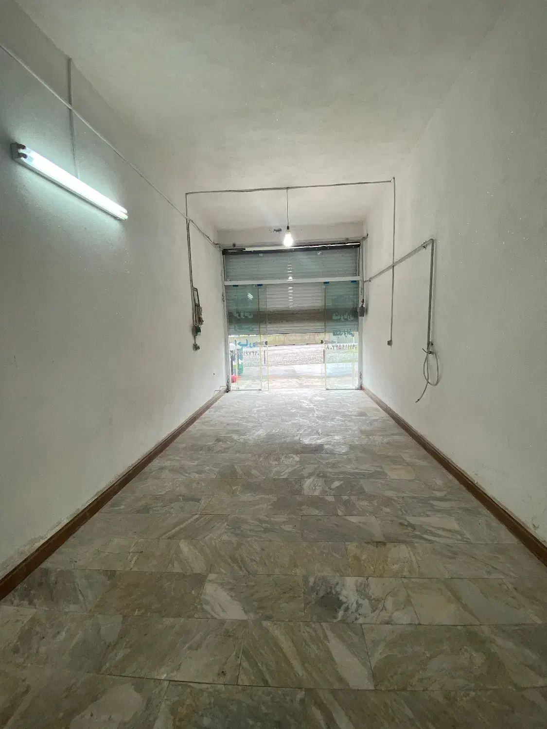 اجاره تجاری، جاده قلعه گردن سمت راست|اجارهٔ مغازه و غرفه|خرمآباد (تنکابن), |دیوار