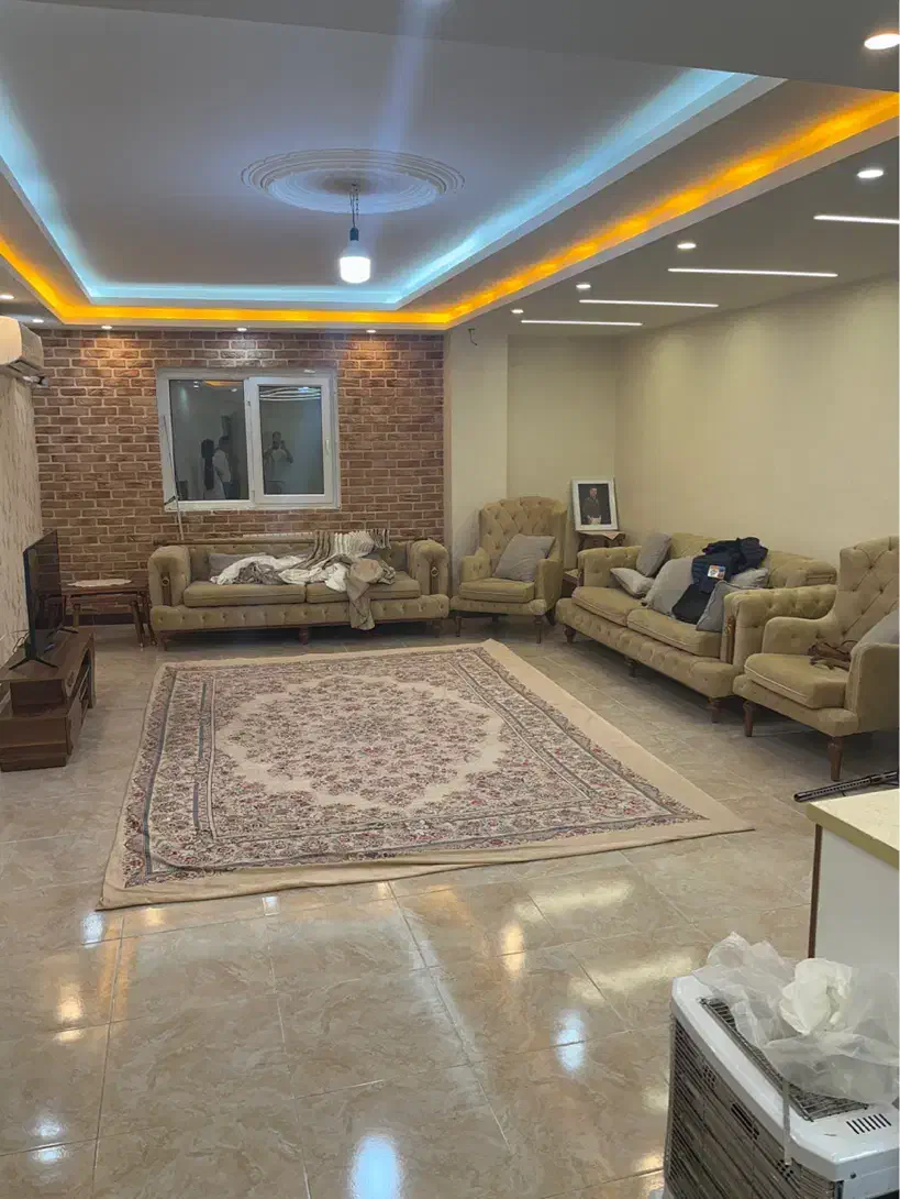 فروش واحد خوش نفشه ۹۶متری سندار بر اصلی|فروش آپارتمان|رشت, انصاری|دیوار