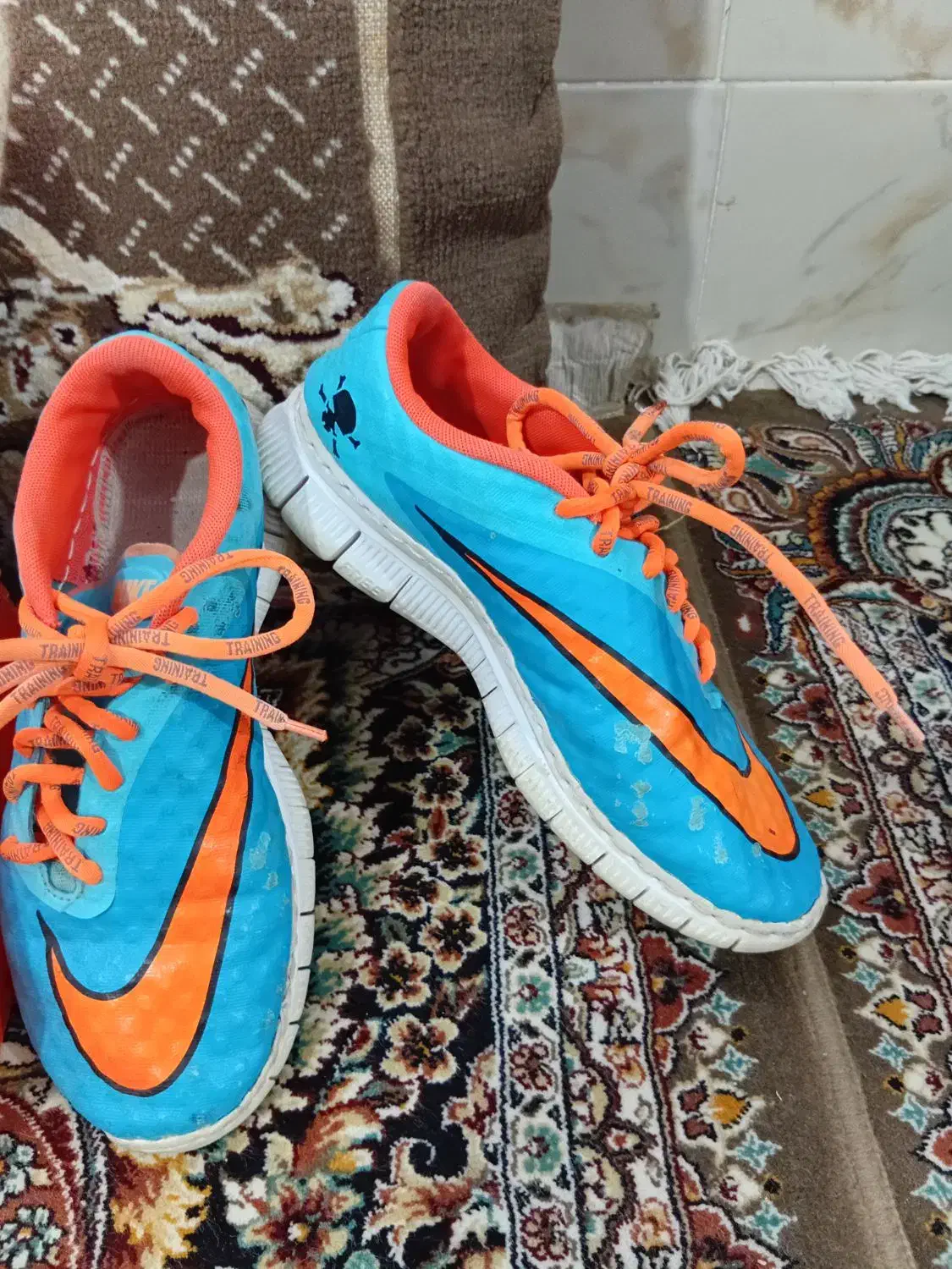 کفش و توپ اورجینال نایک چمنی|کیف، کفش، کمربند|نیشابور, امام|دیوار