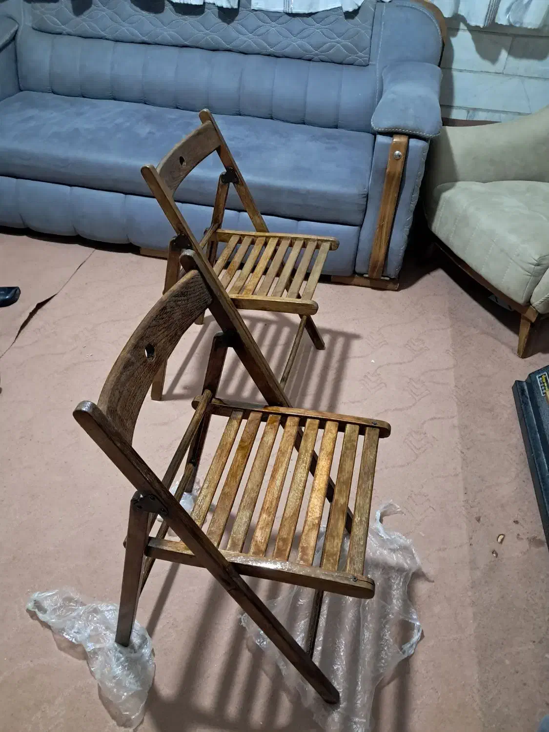 صنلی تاشو|صندلی و نیمکت|ورامین, ورامین|دیوار