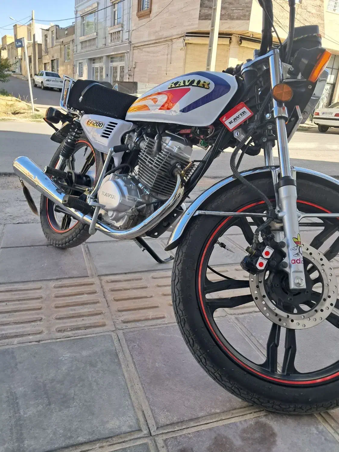 موتور 200مدل اواخر1401|موتورسیکلت|قیدار, |دیوار