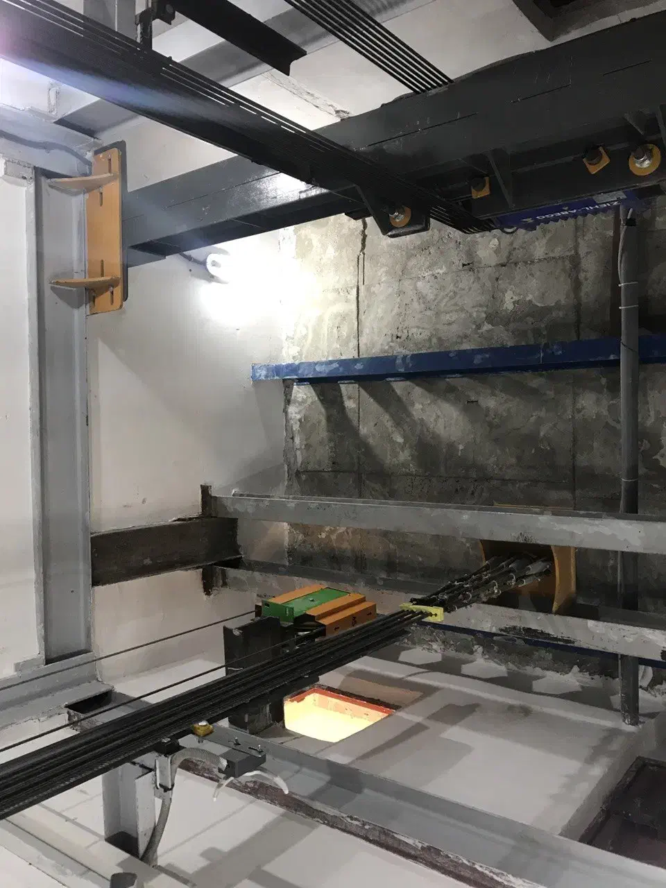 سرویس نگهداری آسانسور|خدمات پیشه و مهارت|تهران, دژکام|دیوار