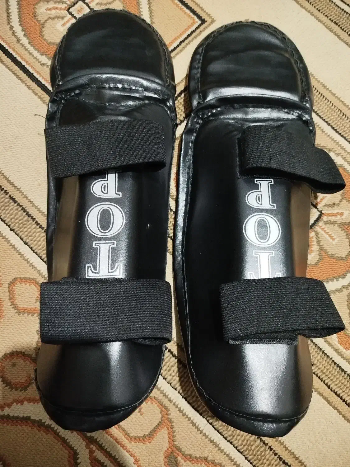 دستکش و ساقبندنو|تجهیزات ورزشی|قوچان, |دیوار