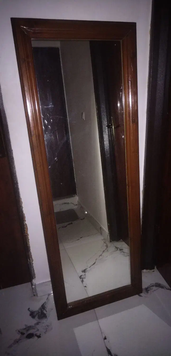 آیینه قدی|آینه|قائم‌شهر, |دیوار