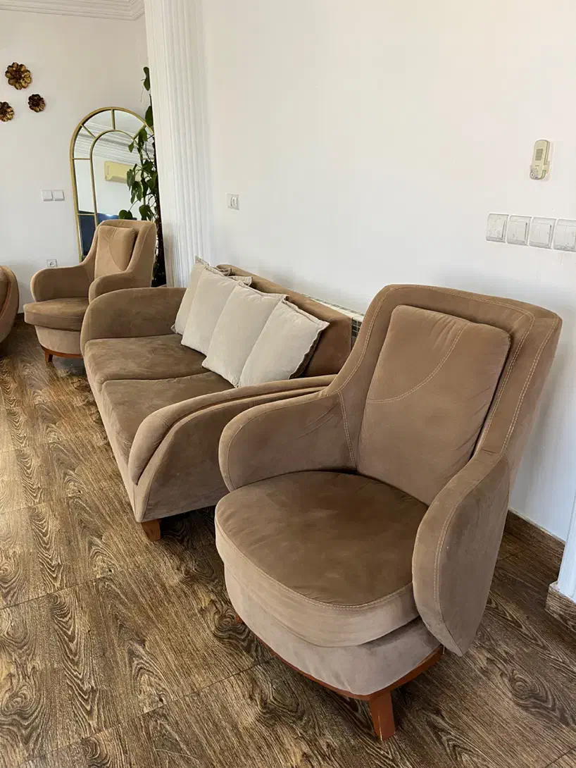 مبل ۹نفره دست دو+عسلی|مبلمان خانگی و میز عسلی|چابکسر, |دیوار