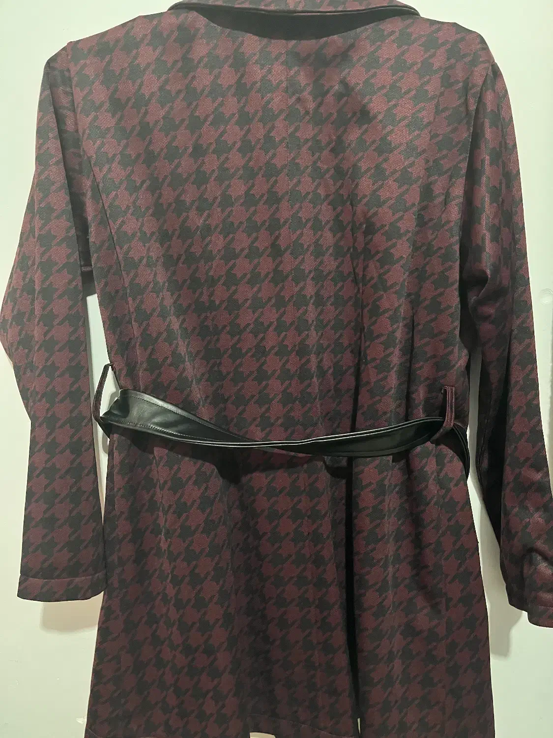 مانتو تمیز نو نو اصلا پوشیده نشده|لباس|تربت جام, شاد|دیوار