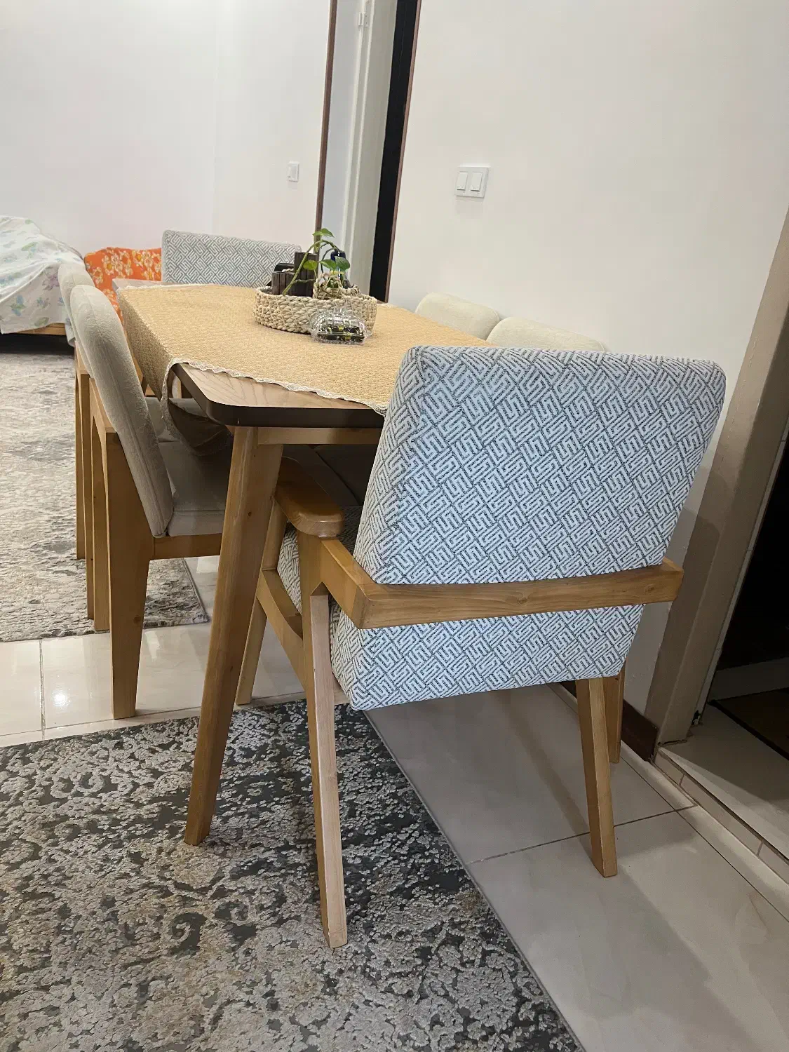 فروش فوق العاده و استثنائی سرویس کامل مبل|مبلمان خانگی و میز عسلی|شیراز, غدیر جنوبی|دیوار