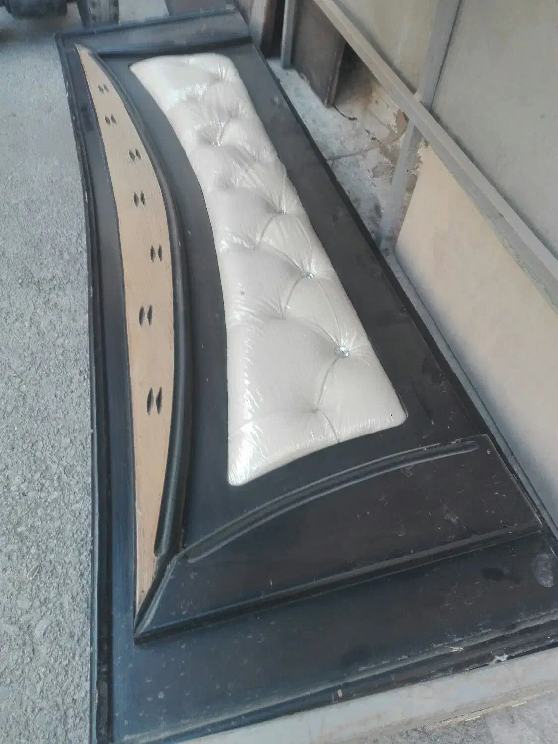 مبل 6 نفره وتخت دو نفره|مبلمان خانگی و میز عسلی|فولادشهر, فولادشهر|دیوار