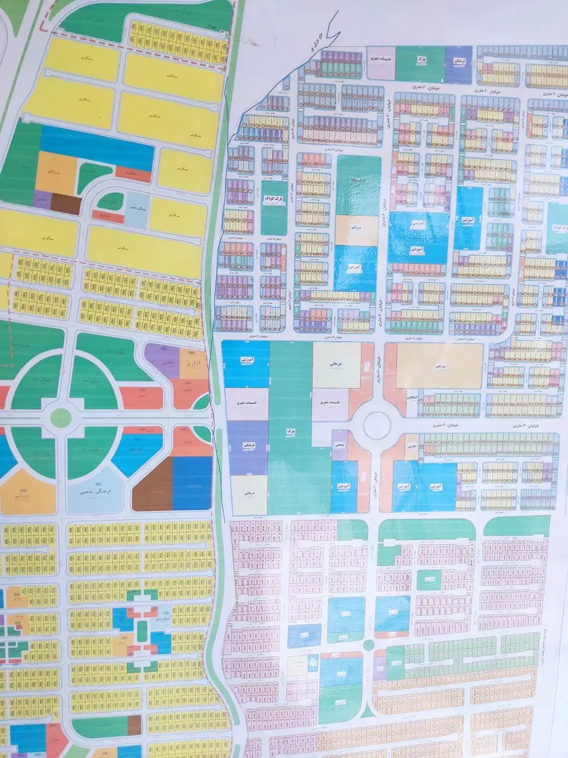 زمین ۲۵۰ متری/بلوار سپاه/ شهرک دانش|فروش زمین و ملک کلنگی|هشتگرد, شهرک بعثت|دیوار