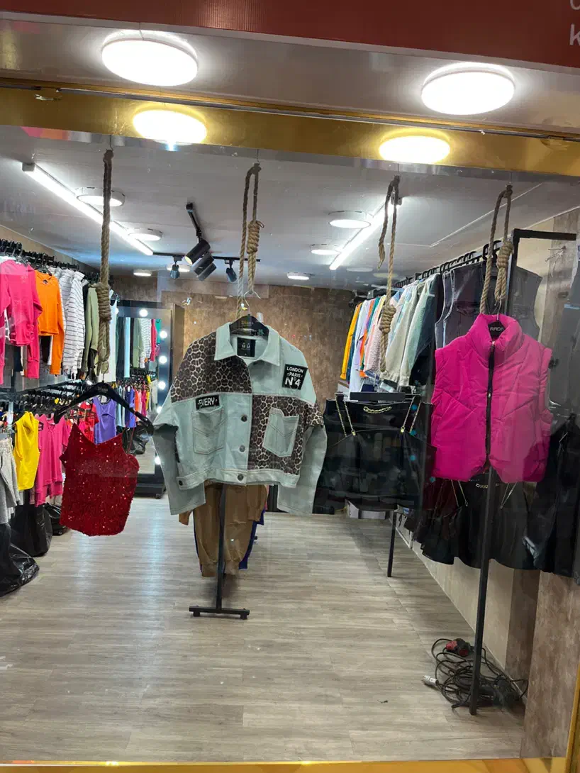 مغازه پاساژ آریا|فروش مغازه و غرفه|گرگان, |دیوار