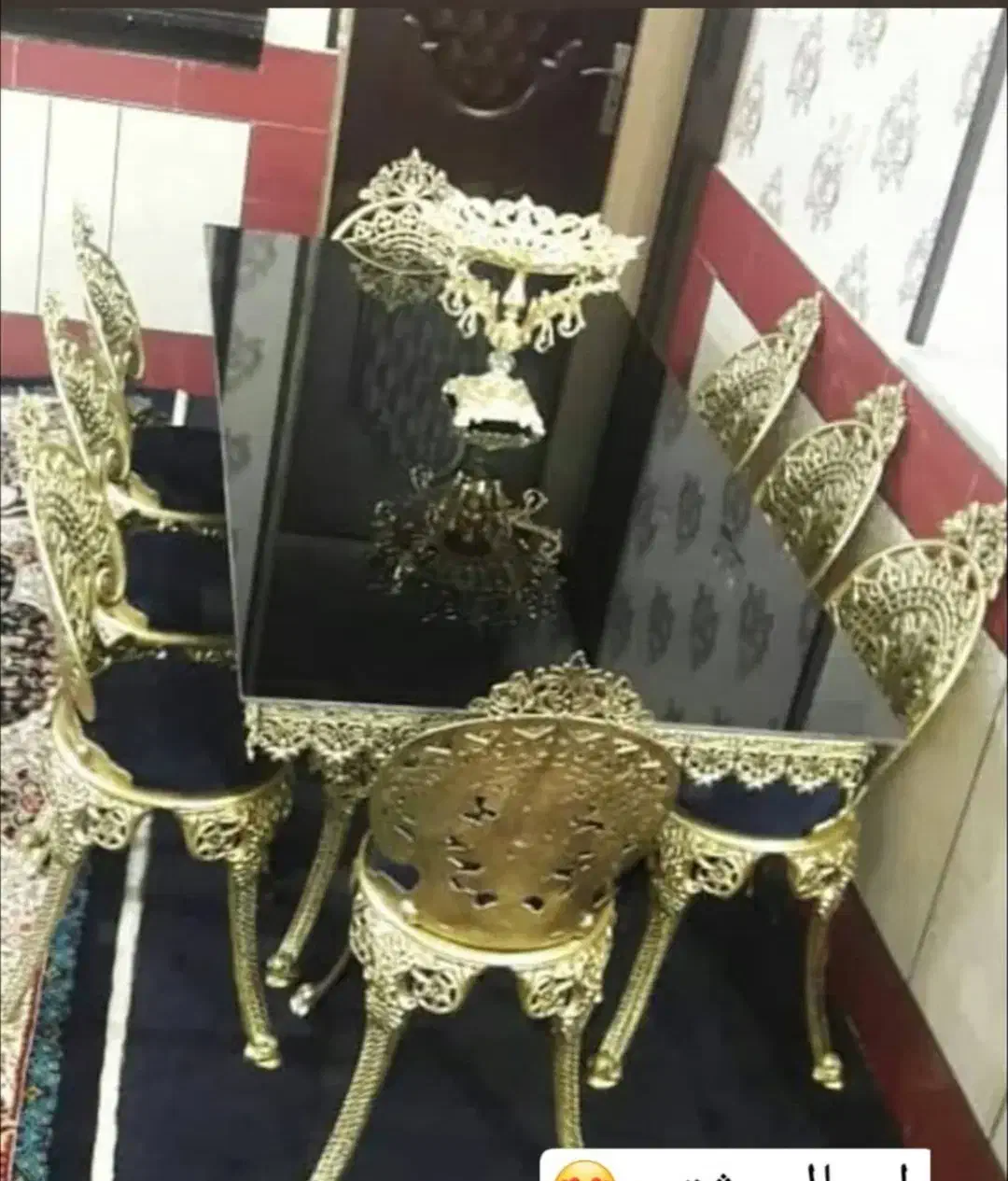 ناهارخوری میزناهارخوری برنجی کنارسالنی|میز و صندلی غذاخوری|مشهد, طلاب|دیوار