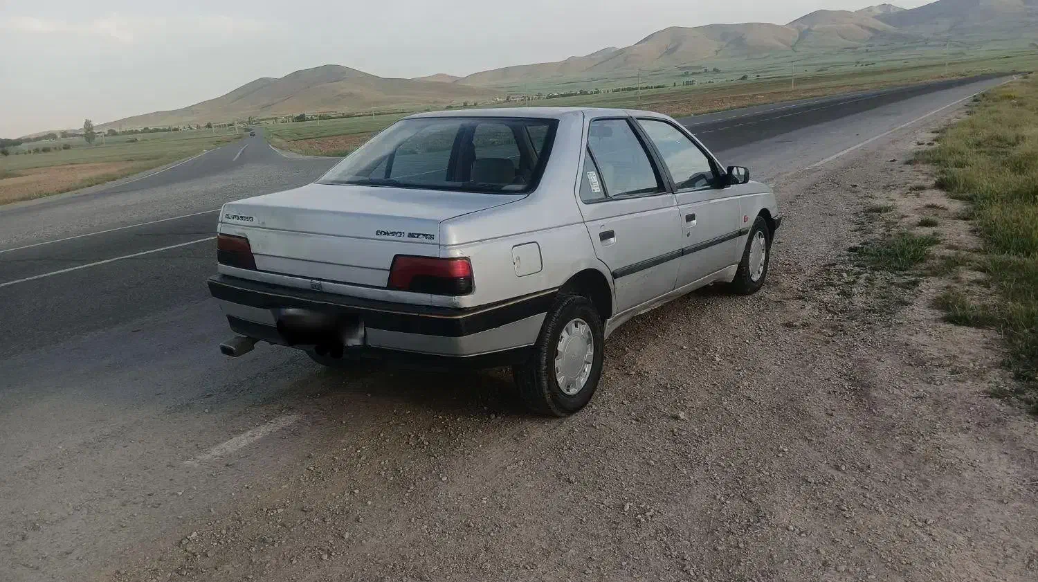 فروش فوری ۴۰۵|خودرو سواری و وانت|قروه, |دیوار