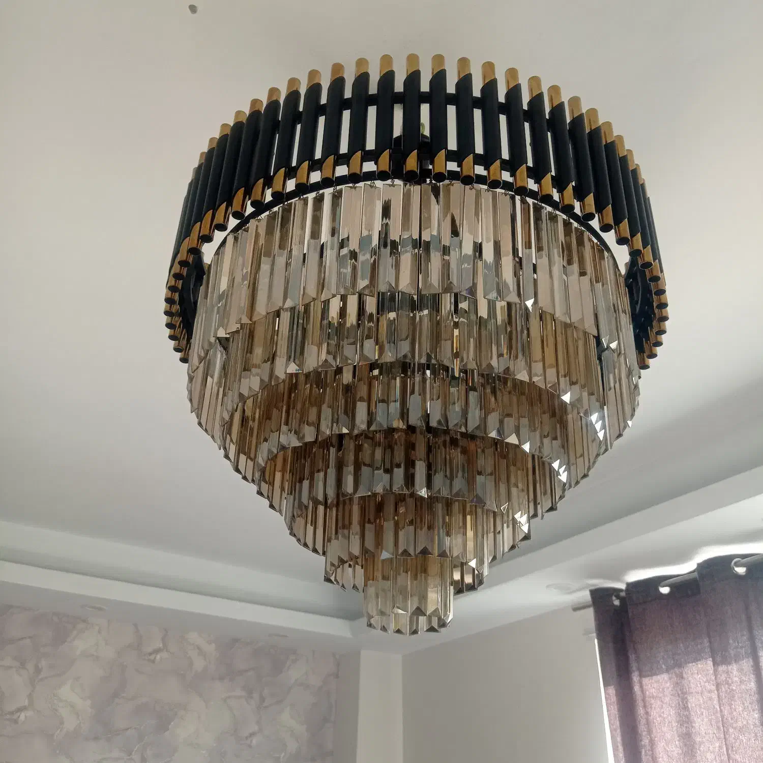 لوستر کریستالی نو|لوستر و چراغ آویز|پردیس, فاز ۸|دیوار